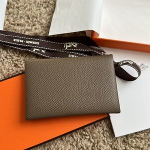 Hermès Calvi card holder